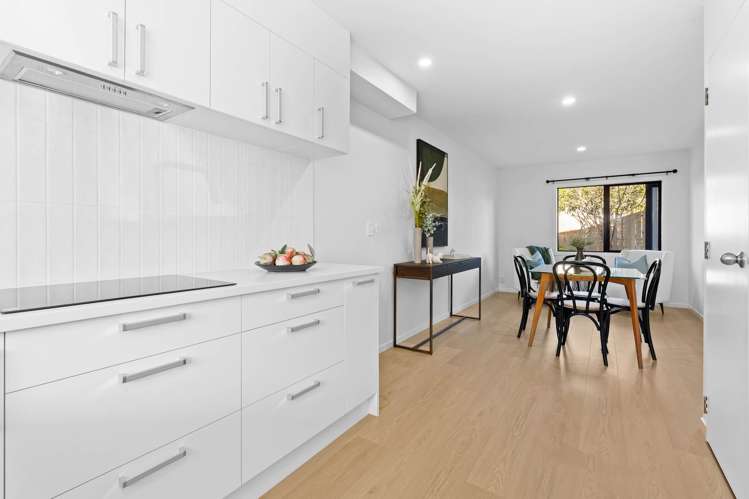 11/70 Fernhill Way Oteha_7