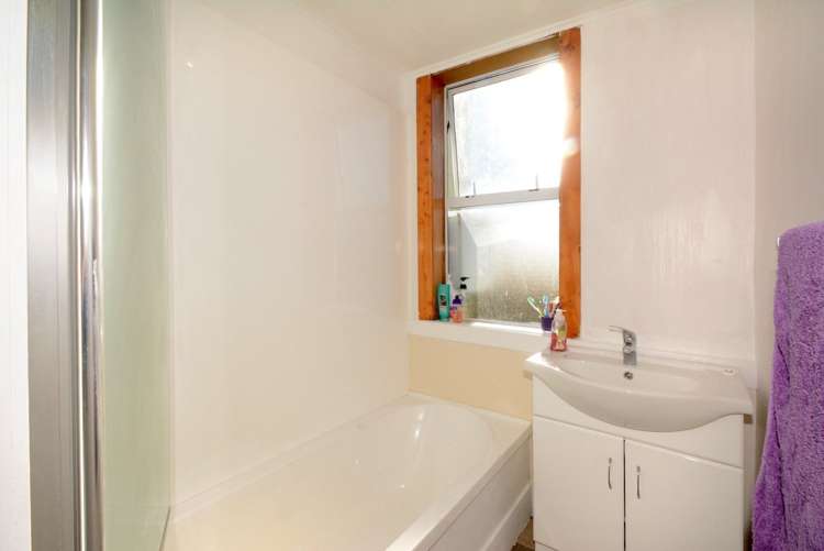 110 Back Road Milton_10