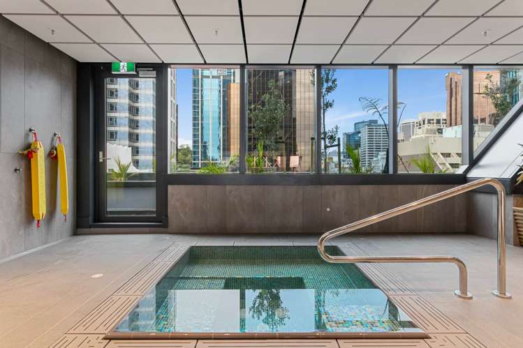 4901/10 Commerce Street City Centre_28