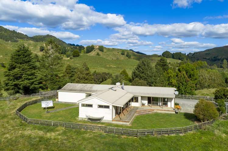 1221 Waitewhena Road Taumarunui_6