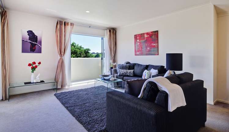 217 Alec Craig Way Gulf Harbour_7