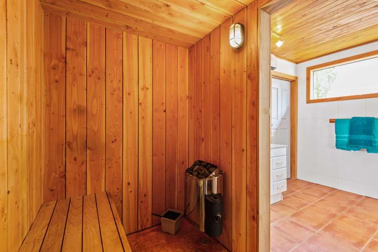 6 Chamberlain Avenue Amberley_13