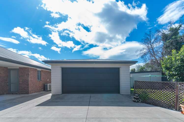 72 Pages Road Linwood_2