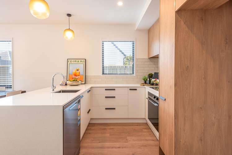 6/200 Springfield Road_3