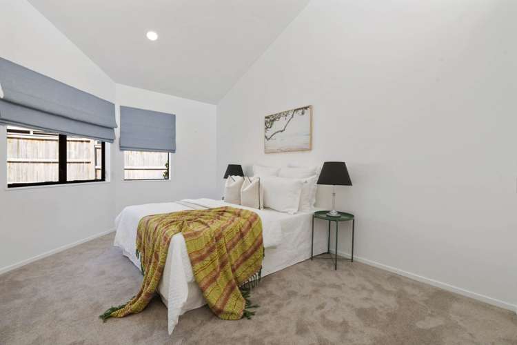 2/74 Simmental Crescent Somerville_10