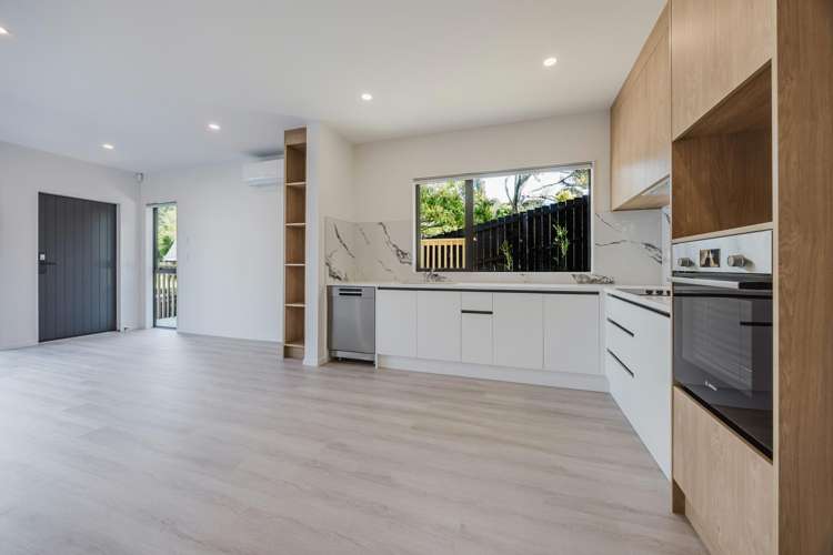 11E & 11F Glenfinn Place Massey_3