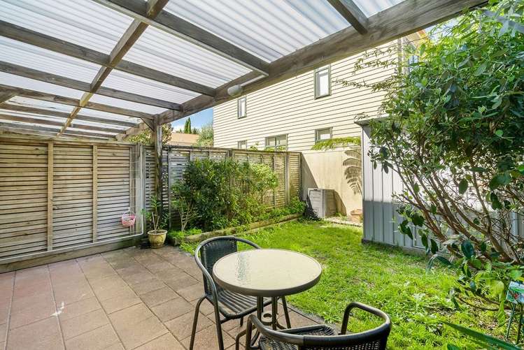 11/3 Ambrico Place New Lynn_15