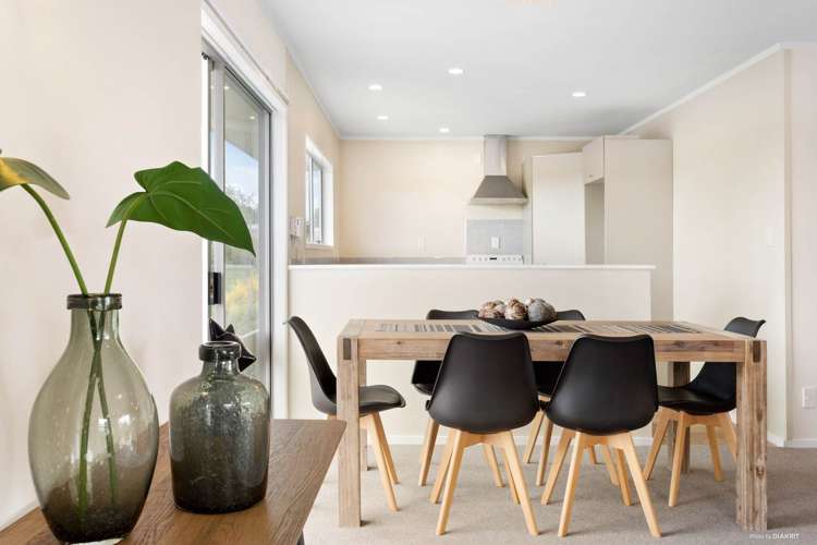 1/5 Charmaine Road Torbay_5