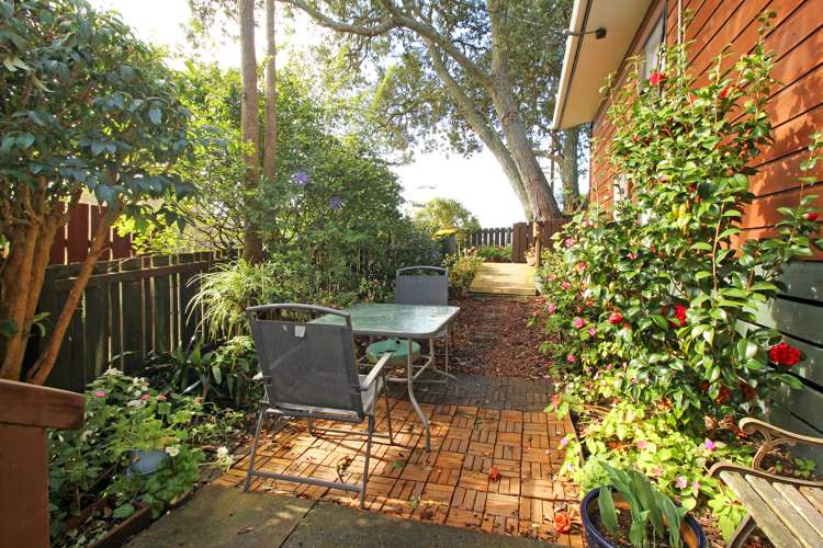 1/80 Tirimoana Road Te Atatu South_1