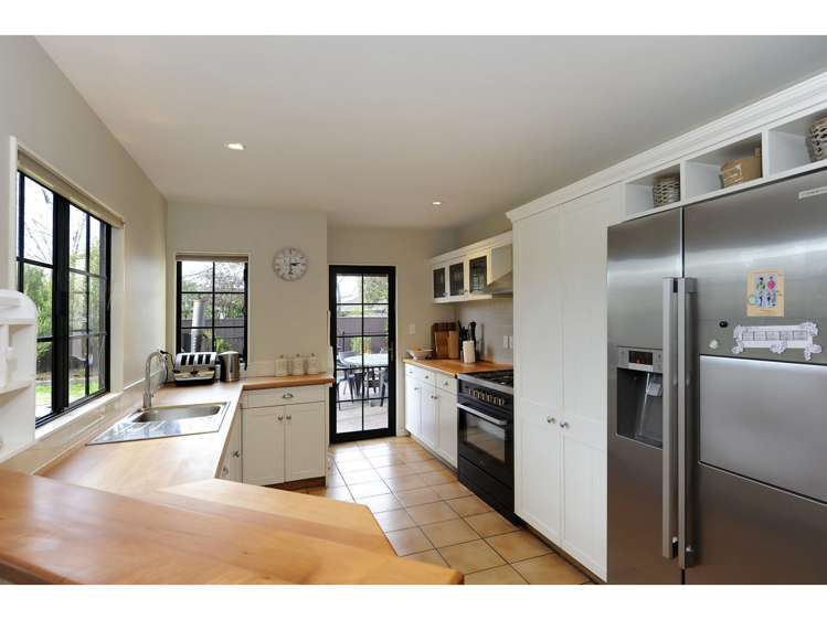 22 Malthouse Crescent Brightwater_5