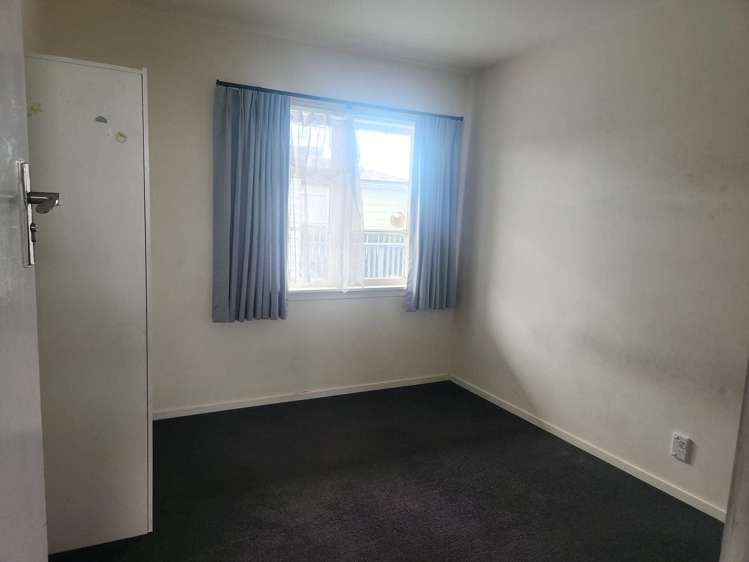 2/18 Tahi Terrace Glen Eden_14