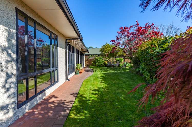 6 Bishops Close Greenmeadows_13