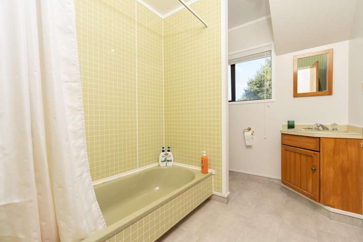 10 Rurumoki Street Regent_13