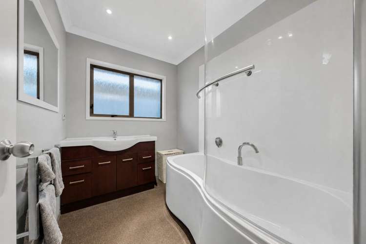 101 Glenmore road Sunnyhills_21