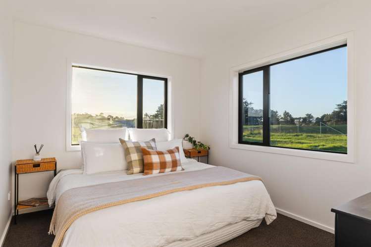 Lot #2/ECT/16 Commerce Place Awapuni_18