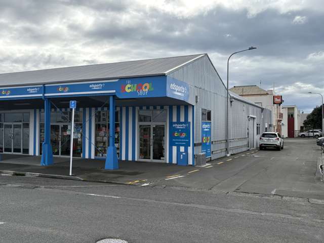 For Lease | 144m² Retail + 196m² Warehouse