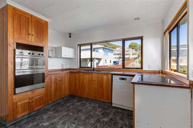 5 Kinloch Place Papakowhai_2