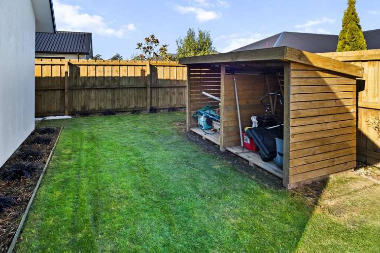 8 Redhaven Rise Netherby_29