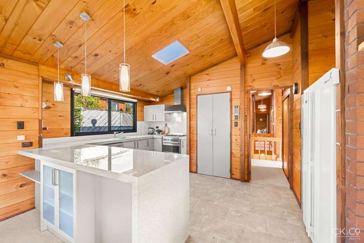 5 Seymour Grove Kingsley Heights_6