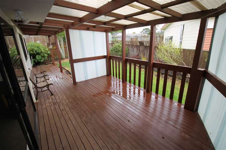 6 Meadowvale Rise Titirangi_12