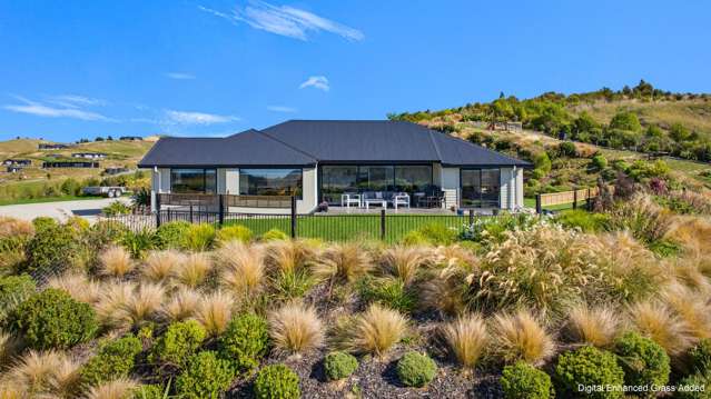 Country Calm with Bay Views Beyond