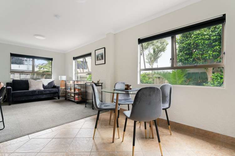 30 Marine Parade Mt Maunganui_13