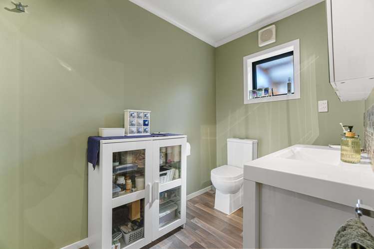 119 Card Road Tauhei_10