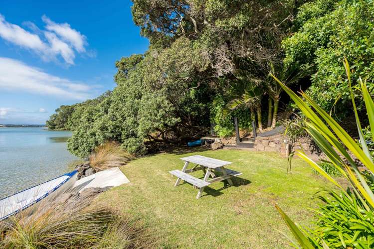 33 Eveline Street Mangawhai Heads_21