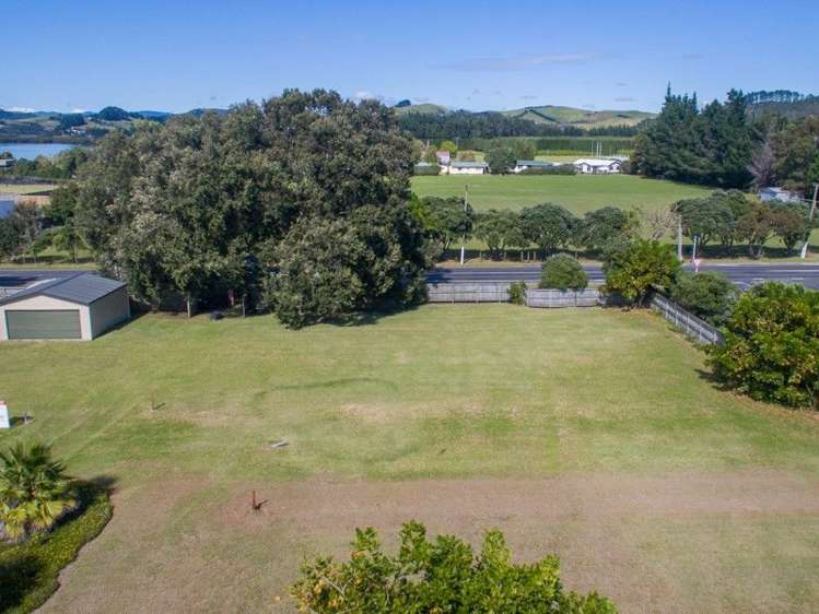 8 Flame Tree Lane Taipa_9