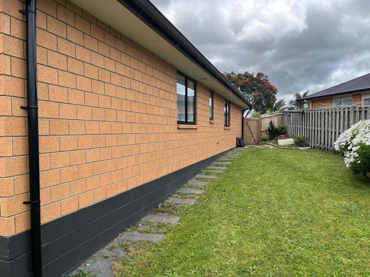 12 Sea dune place Ruakaka_4