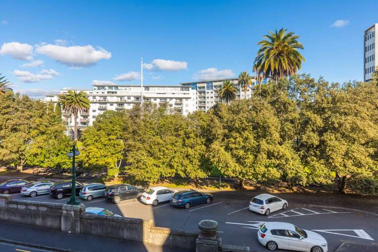 211/57 Mahuhu Crescent Auckland Central_4