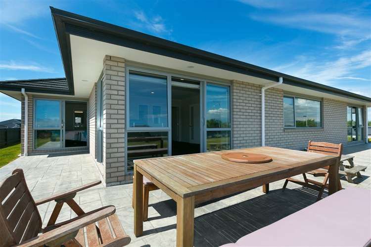 126 Pohutukawa Place Waiwhakaiho_6