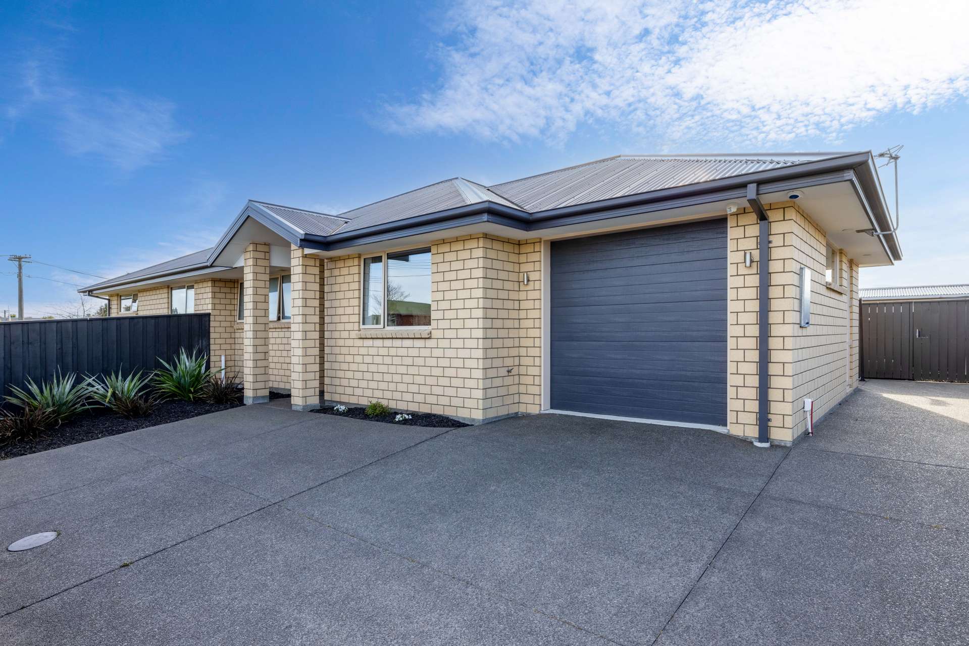 9 Sandown Crescent Aranui_0