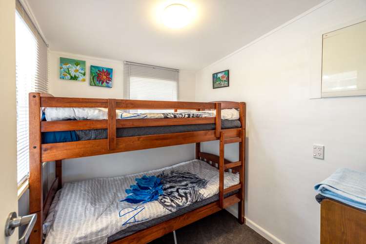 12 Natzka Road Ostend_17