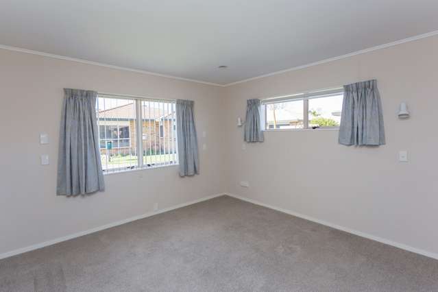 21/36 Disraeli Street Gisborne_4