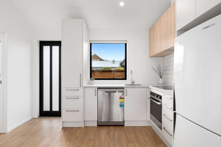 7/74 Church Street Mosgiel_7