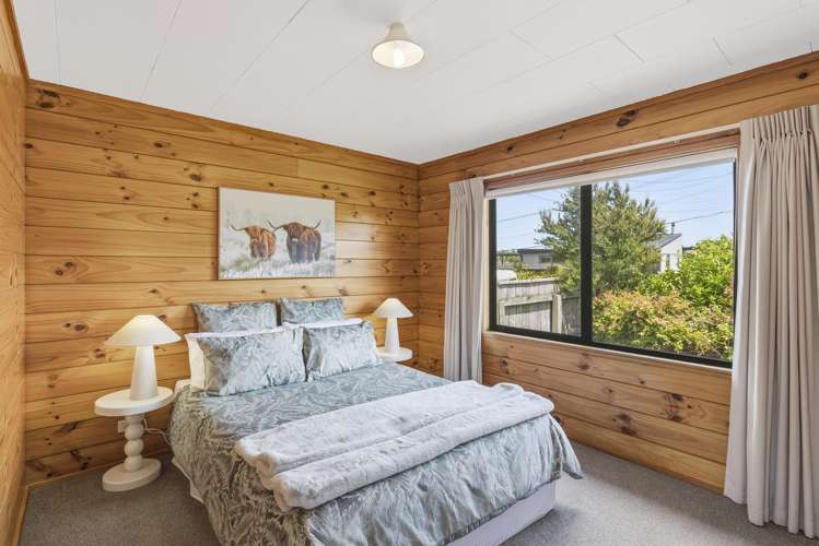 130 Renown Road Raumati South_16