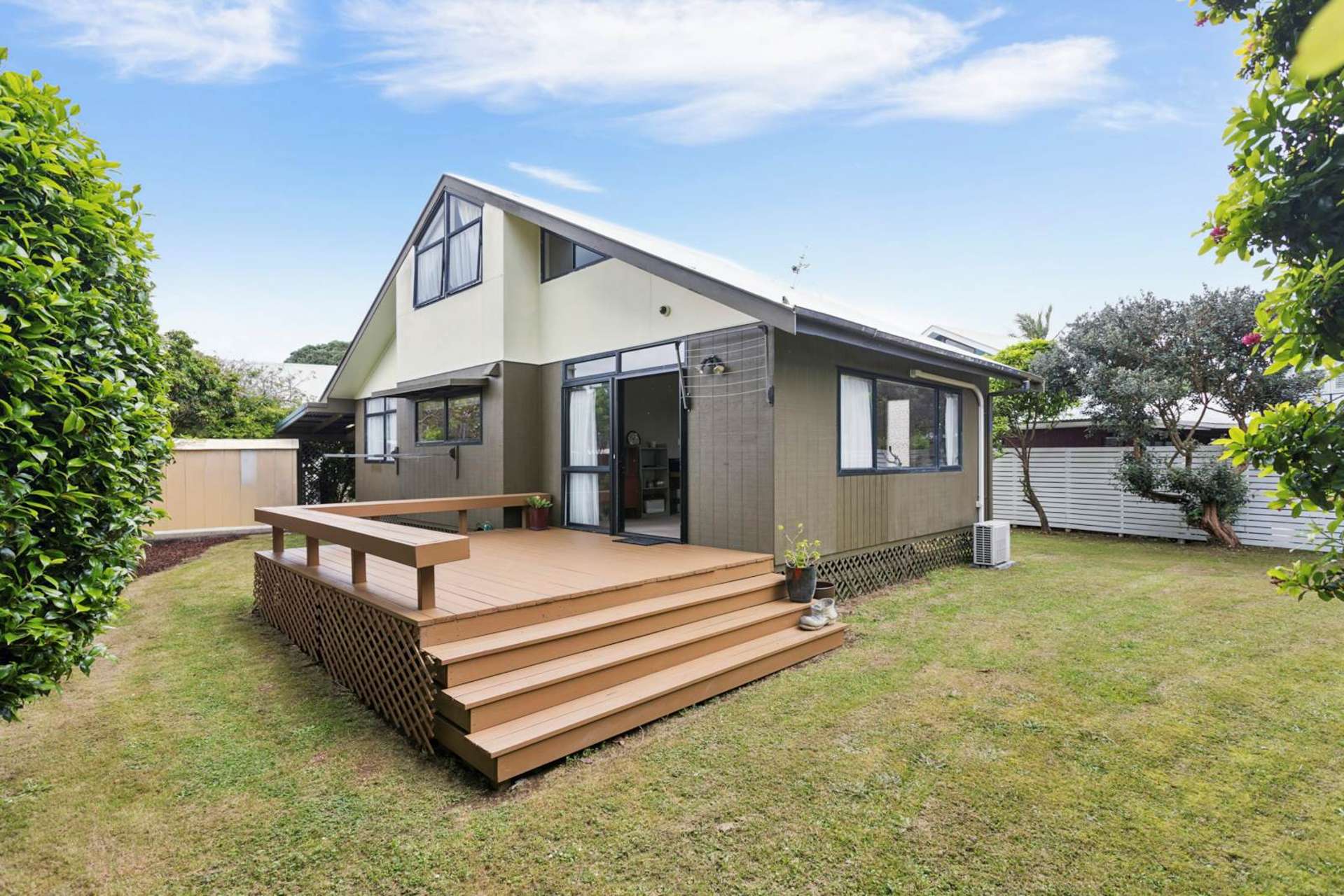 9/25a Beach Road Te Atatu Peninsula_0