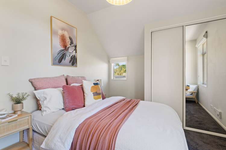 17 Acorn Close Waltham_18