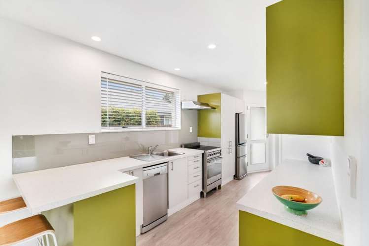 34 Oakley Crescent Hornby_6