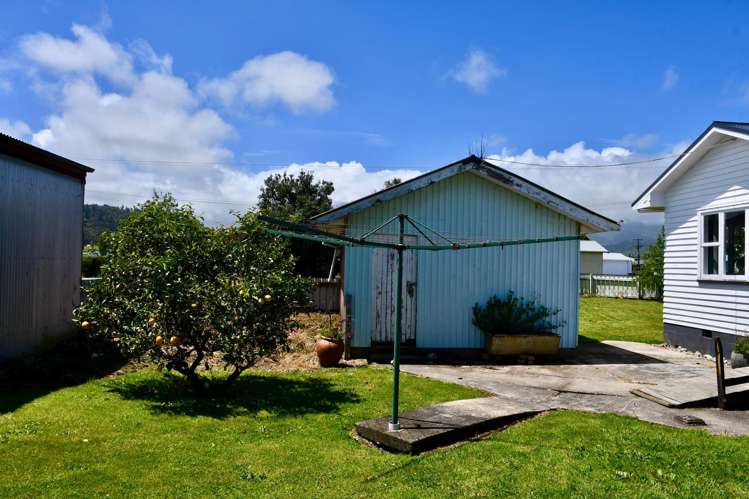 129 Waverley Street Karamea_31