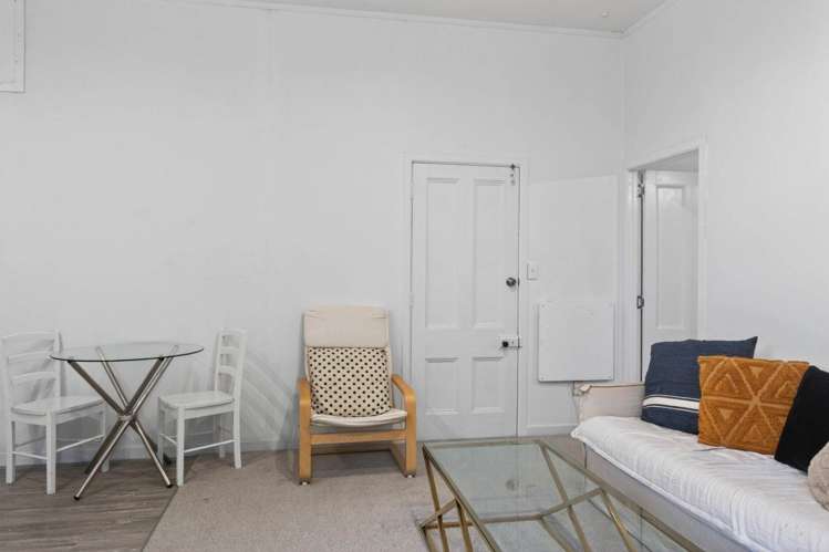 2B/24 West End Road Herne Bay_5