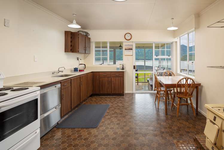 12 Rose Street Havelock_9