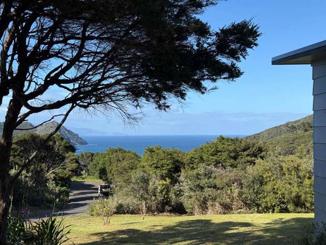 8 Iona Road Great Barrier Island_2