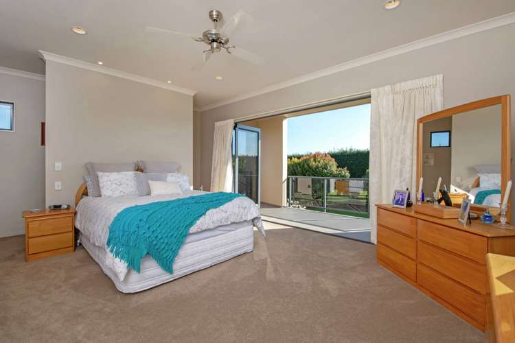 68 Porterfield Road Whitford_12