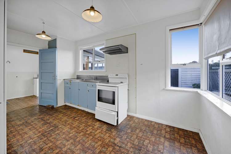 65 Domett Street Opunake_8