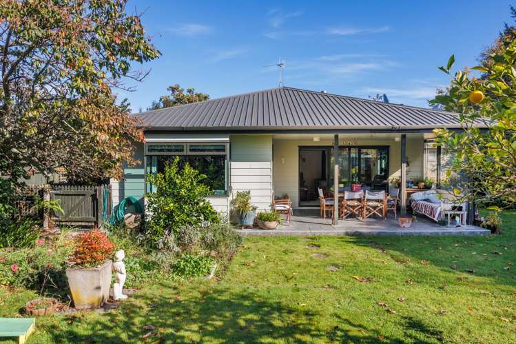 85 Denbigh Street Feilding_23
