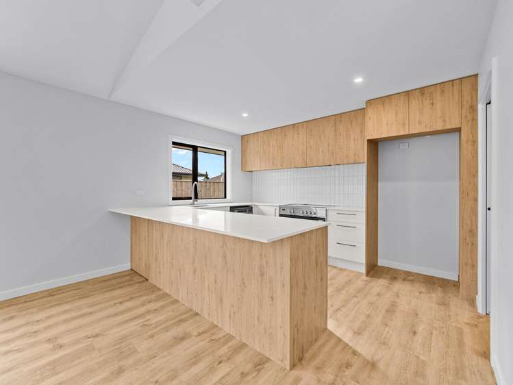 6 Meadow Lane_1
