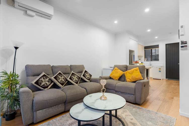 83 Waipuhinui Way Wiri_6