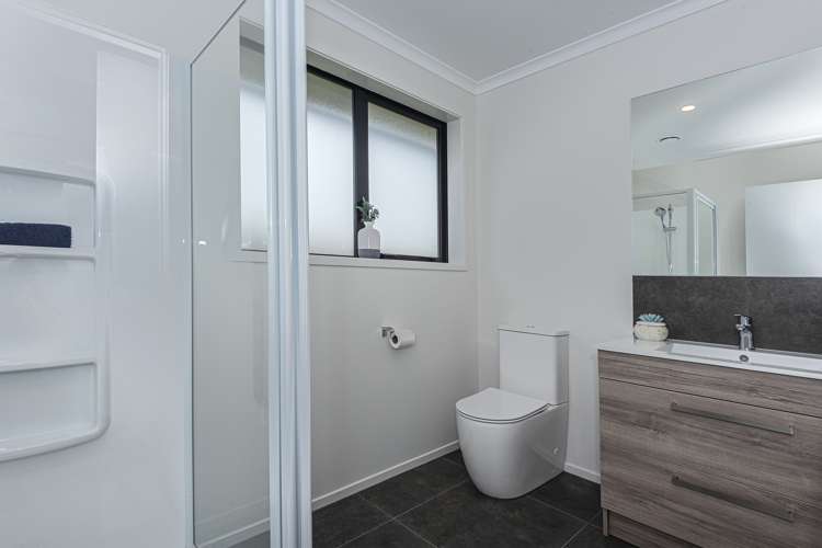 7 Cascade Crescent Tikipunga_7